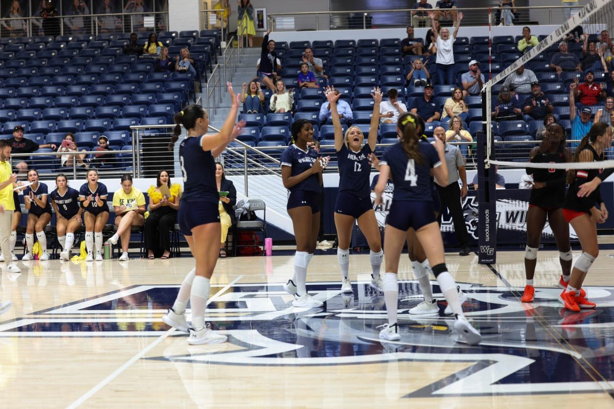 ADayam_VarsityVolleyball_912__94